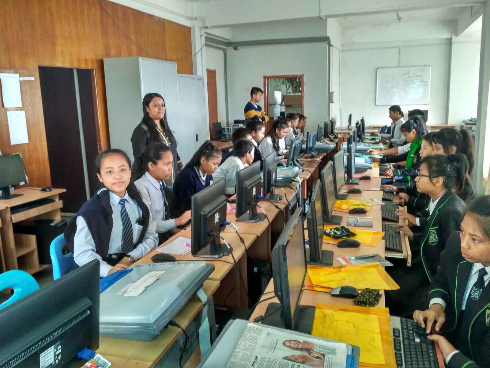 Activities Under Rashtriya Avishkar Abhiyan in governament institutions Activities Under Rashtriya Avishkar Abhiyan in governament institutions